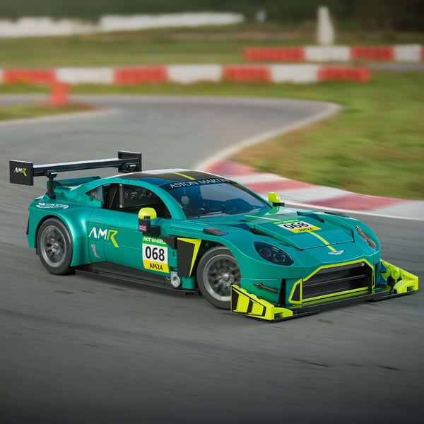 Mattel Brick Shop Hot Wheels '24 Aston Martin Vantage GT3