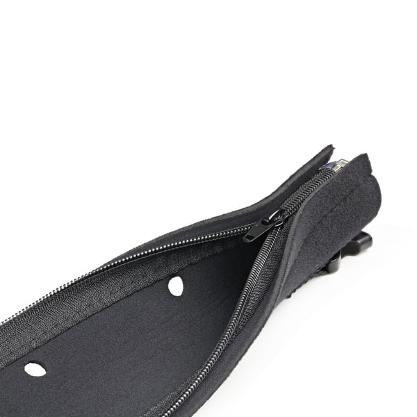 StarTech.com 40\" (1m) Neopren Kabelstyringsmuffe med Lynlås & Spænde, 1.2\" (3cm)