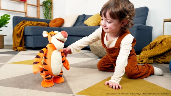 Fisher-Price Disney HHL53 täytetty lelu