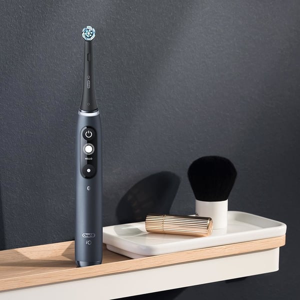 Oral-B iO 4210201363026 elektriska tandborstar Vuxen Roterande tandborste Svart
