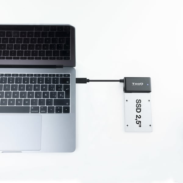 TooQ TQHDA-02C tallennusaseman telakointiasema USB 3.2 Gen 1 (3.1 Gen 1) Type-C Musta