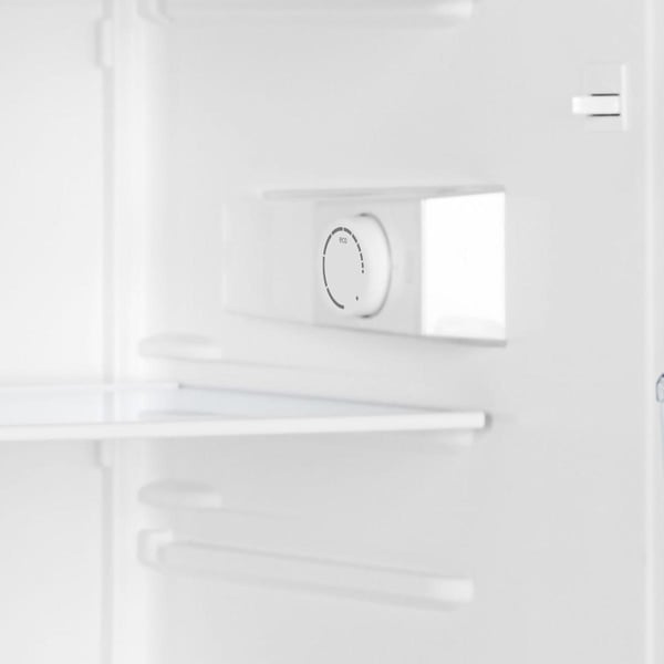 Gorenje R492PW er kompakt og effektiv og tilbyder 133 liter køling i et pladsbesparende design, der er perfekt til mindre køkkener eller ekstra opbevaringsbehov.