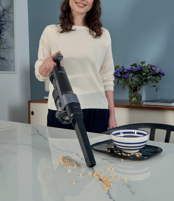 Hoover HF210HP 011 Stick vakuum Batteri Dry EPA Poseløs 1 L 165 W Grå, Kvarts metallisk