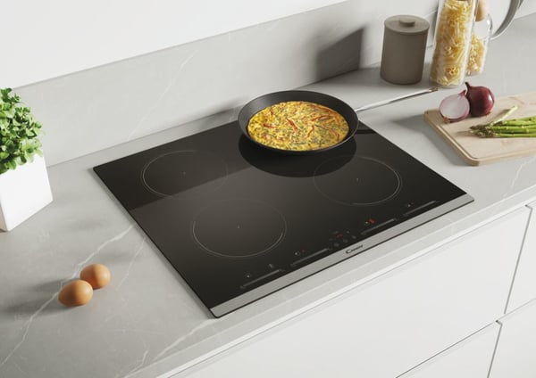 Candy ESSENZA CIES642MCTT Sort Indbygget 59 cm Zone induktionskogeplade 4 zone(s)