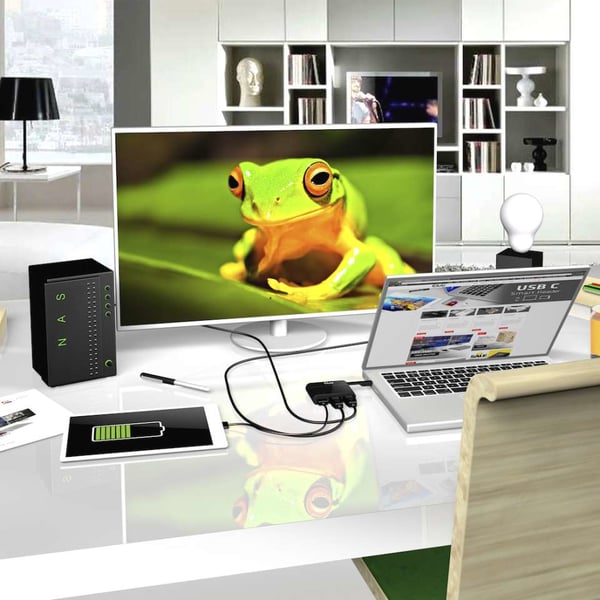 CLUB3D USB Type-C to HDMI™ 2.0 + USB 2.0 + USB Type-C Charging Mini Dock