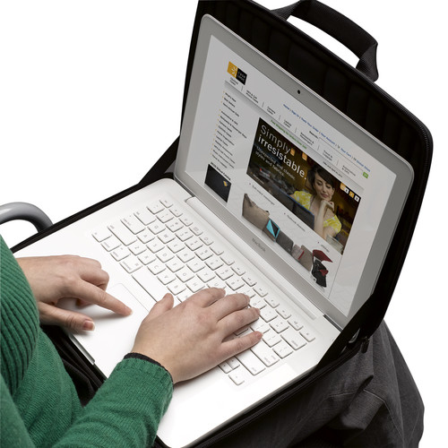 Case Logic QNS-113 Black 33,8 cm (13.3") Suojakotelo Musta
