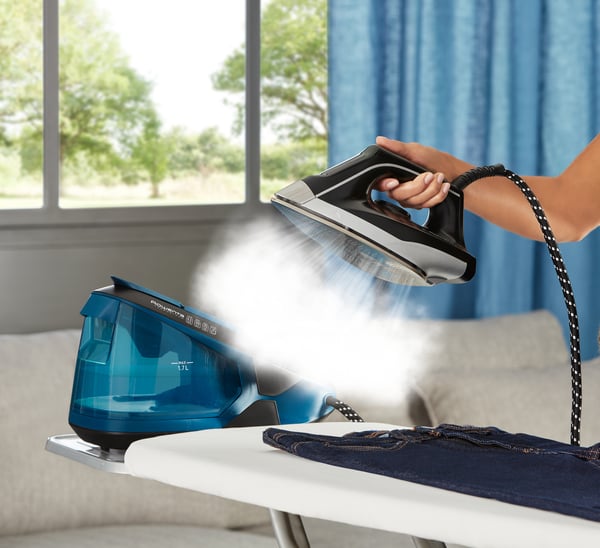 Rowenta VR8322 Pumpulla toimiva höyrysilityskeskus 2600 W 1,7 L Mikrosteam 400 -laserpohjalevy Musta, Sininen