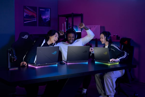 ASUS ROG Strix G18 G815LP-S9034 Intel Core Ultra 9 275HX Laptop 45,7 cm (18") WQXGA 32 GB DDR5-SDRAM 1 TB SSD NVIDIA GeForce RTX 5070 Wi-Fi 7 (802.11be) Spansk Grå