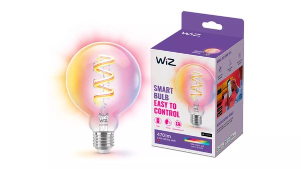 WiZ Smart Glödlampa \"White & Color\", 40W, E27, G95, dimbar