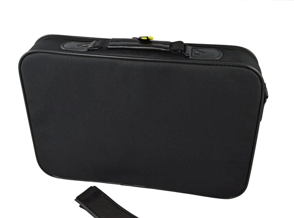 Techair Classic essential 43,9 cm (17.3") Portfölj Svart