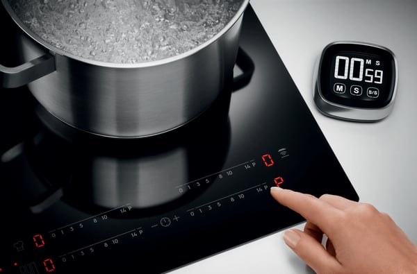 Electrolux EIS82453IZ Sort Indbygget 80 cm Zone induktionskogeplade 4 zone(s)