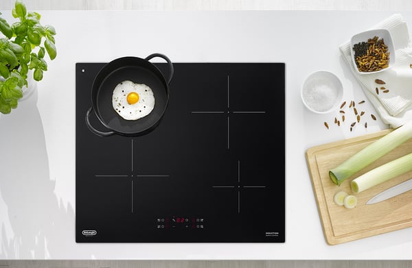 De’Longhi PIN 62 Sort Indbygget 60 cm Zone induktionskogeplade 4 zone(s)