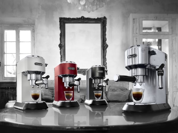 De’Longhi Dedica Style EC685.BK Manuella espressobryggare, Svart