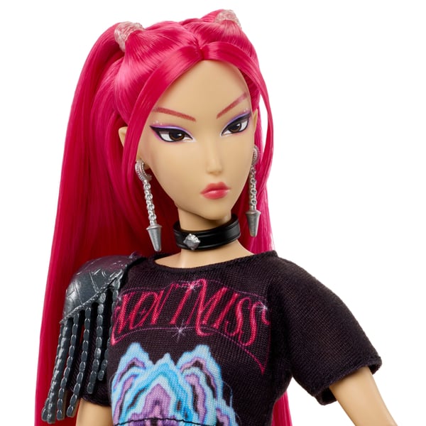 Mattel KPOP DEMON HUNTERS HUNTR/X: MIRA “HOW IT'S DONE" DOLL