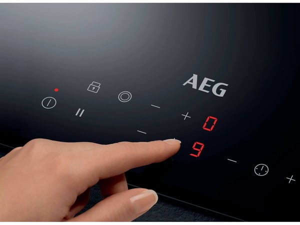 AEG HRB32310CB Sort Indbygget 29 cm Keramisk 2 zone(s)