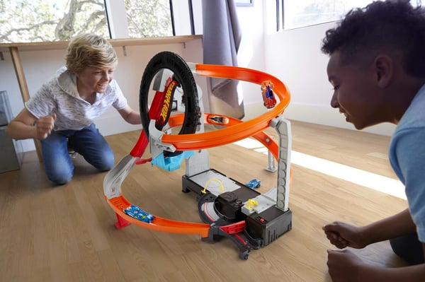 Hot Wheels City Hyper-Boost Tire Shop Play Set