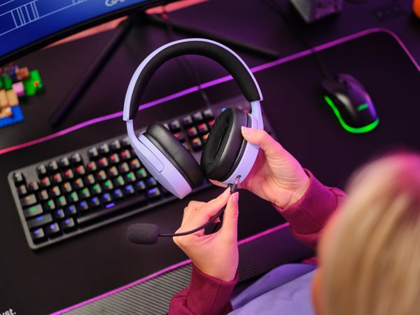 Trust GXT 489P FAYZO Kuulokkeet Langallinen Pääpanta Pelaaminen Musta, Purppura