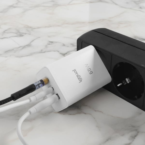 iggual IGG320501 oplader til mobil enhed Smartphone, Mobiltelefon, Tablet Hvid Vekselstrøm Hurtig opladning Indendørs