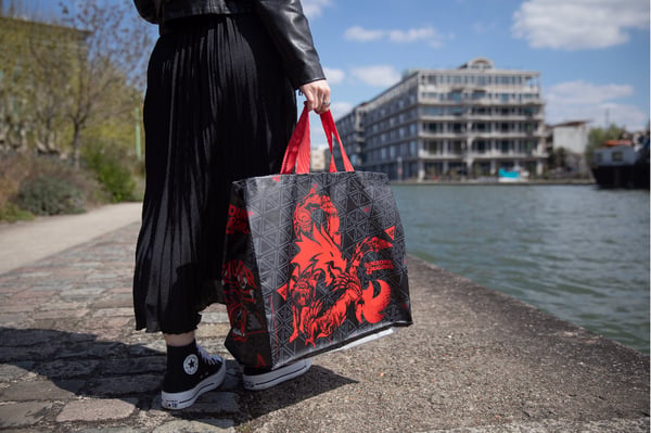 Konix KX DND SHOPPING BAG MONSTERS Svart, Röd Toteväska
