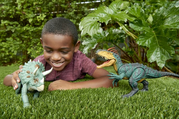 Jurassic World GIGANTIC TRACKERS Triceratops