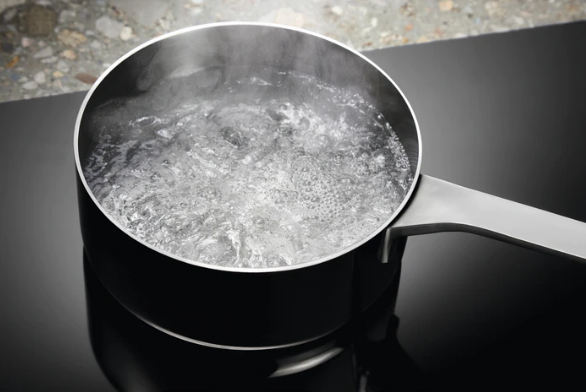 Electrolux LIL60336 Svart Inbyggd 59 cm Induktionshäll med zon 3 zone(s)