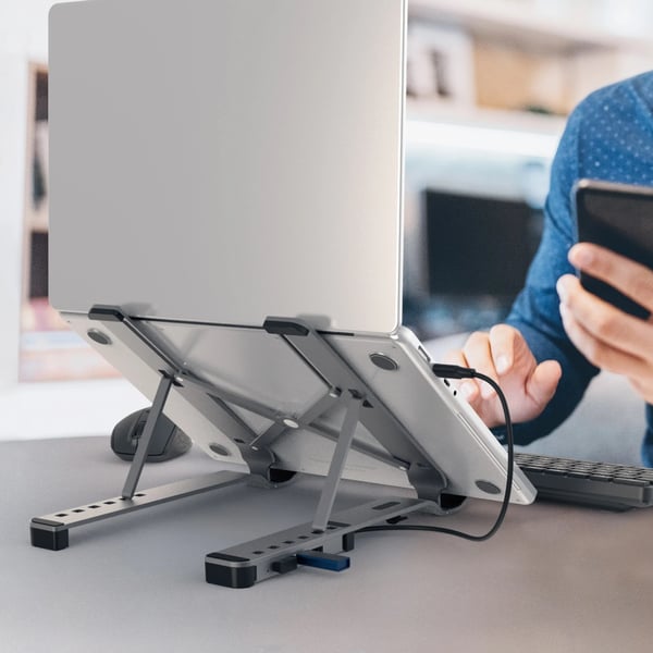 j5create JTS223-N Kannettavan teline USB™ 4-porttisella keskittimellä
