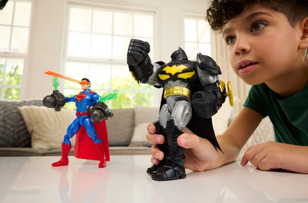 DC Comics DC Mech Suit Batman Action Figure