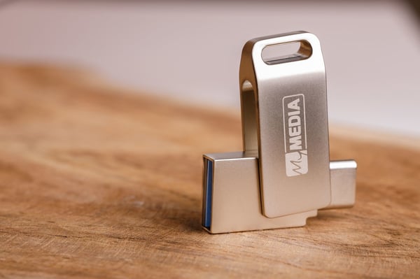 MyMedia MyDual USB 3.2 Gen 1 USB-sticka 32 GB USB Type-A / USB Type-C 3.2 Gen 1 (3.1 Gen 1) Silver
