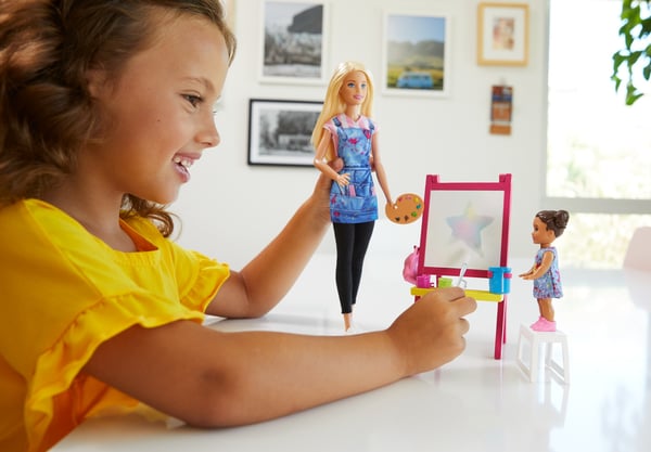 Barbie Art Teacher