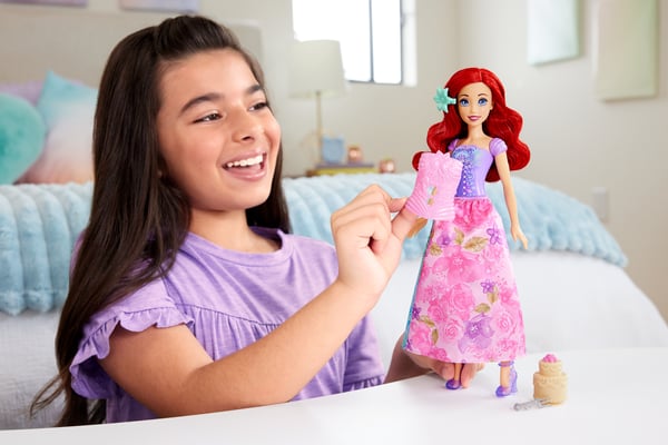 Disney Princess SPIN & REVEAL Ariel Doll