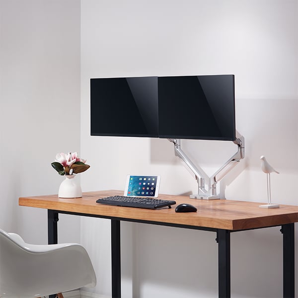 LogiLink BP0088 monitorin kiinnike ja jalusta 81,3 cm (32") Vastaanotto Hopea