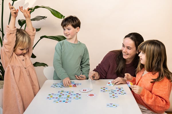 Asmodee Pattern Party! Korttipeli Juhla
