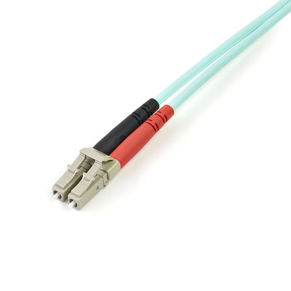 StarTech.com 5 m 10 Gb Aqua multiläge 50/125 Duplex LSZH fiberpatchkabel LC - LC