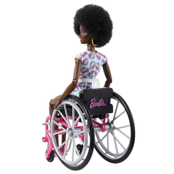 Barbie Fashionistas Barbie-docka med rullstol och ramp, Barbie