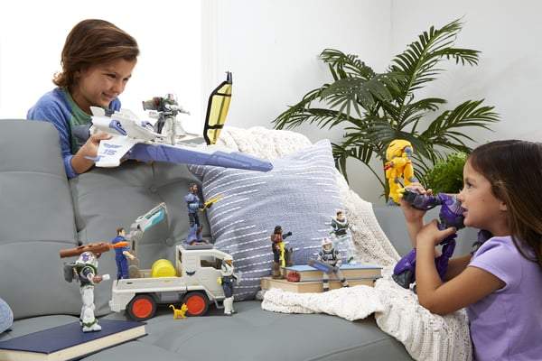 Disney Pixar HHJ80 leksaksfigurer
