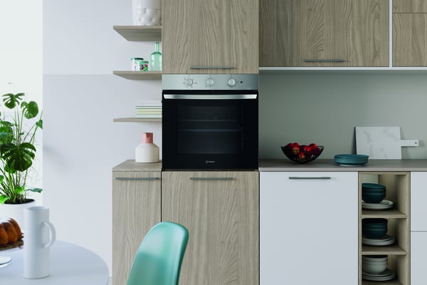 Indesit IO 2350H X 66 L Sort, Rustfrit stål