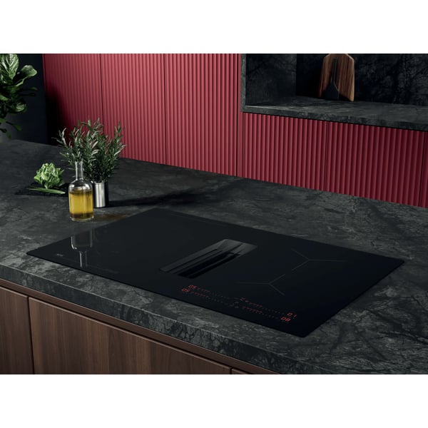 AEG TT84CB00CB Sort Indbygget 80 cm Zone induktionskogeplade 4 zone(s) Indbygget hætte