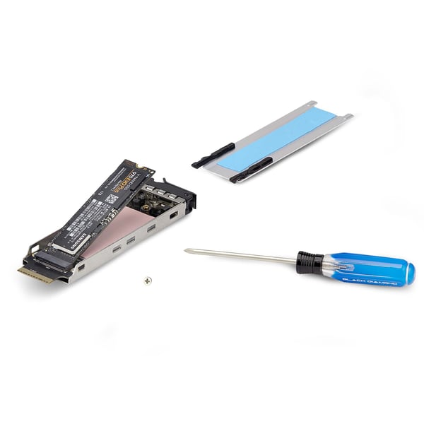 StarTech.com Dual-Bay M.2 NVMe SSD Aftagelig Mobil Rack til PCIe x8 Slot - Interfaceadapter -
