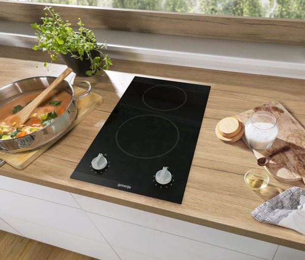 Gorenje EC321BCSC Musta Kiinteä 30 cm Keraaminen 2 alue(tta)