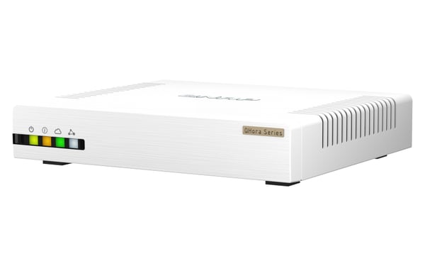 QNAP QHora-321 langallinen reititin 2.5 Gigabit Ethernet Valkoinen