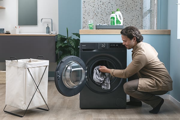 Candy BR 48B6G-S Pesukone Edestä täytettävä 8 kg 1400 RPM Antrasiitti