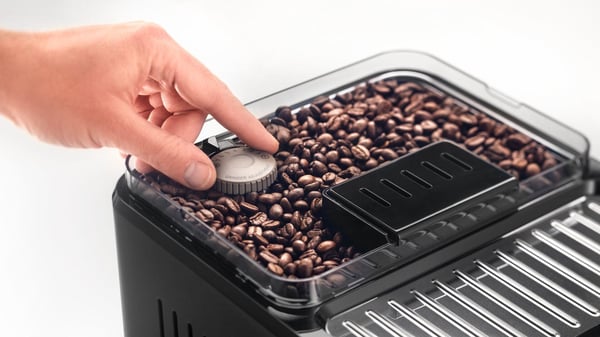 De’Longhi Eletta Explore Täysautomaattinen Espressokone 1,8 L