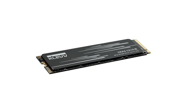Klevv CRAS C910G 2 TB M.2 PCI Express 4.0 NVMe 3D TLC NAND