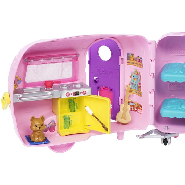 Barbie Chelsea Club -campinglegesæt med dukke, hvalp, bil, campingvogn, der kan laves om, og tilbehør