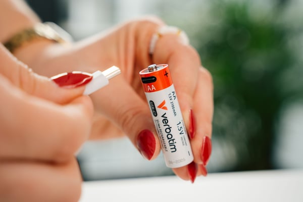 Verbatim 30249 husholdningsbatteri Genopladeligt batteri AA Lithium-Ion (Li-Ion)
