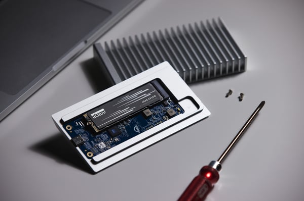 Klevv CRAS C910G 2 TB M.2 PCI Express 4.0 NVMe 3D TLC NAND