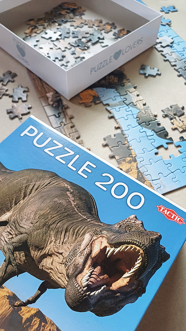 Tactic Puzzle Lovers Tyrannosaurus 200 pcs puzzle