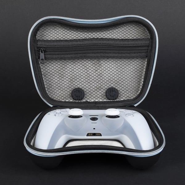 Konix KX MY PS5 DUALSENSE PROTECT KIT Etui til spillekontrolenhed