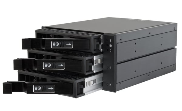 Chieftec CBP-2131SAS drive bay panel Bærerpanel Sort
