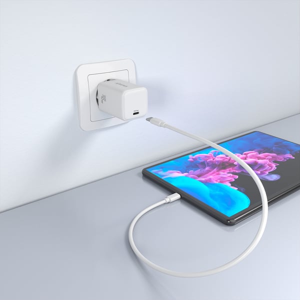 AISENS ASCH-70W1P088-W oplader til mobil enhed Mobiltelefon, Smartphone, Digitalt kamera, Universel, Tablet, MP3, MP4, Bærbar spillekonsol Hvid Vekselstrøm Hurtig opladning Indendørs